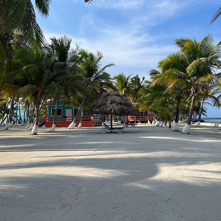Blue Marlin Beach Resort Dangriga Dış mekan fotoğraf