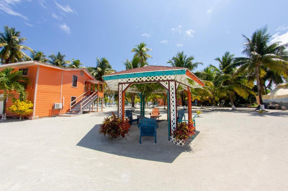 Blue Marlin Beach Resort Dangriga Dış mekan fotoğraf