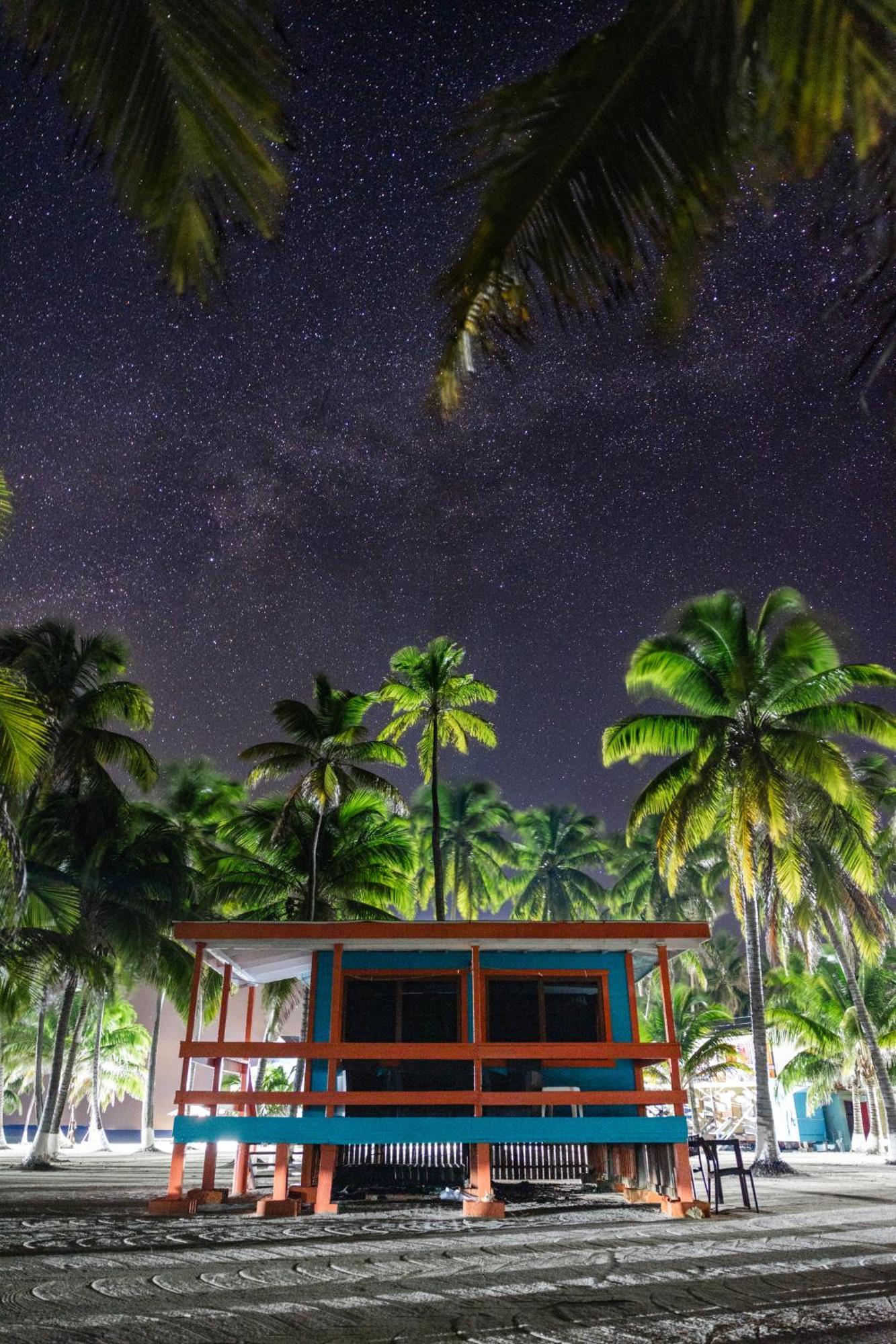 Blue Marlin Beach Resort Dangriga Dış mekan fotoğraf