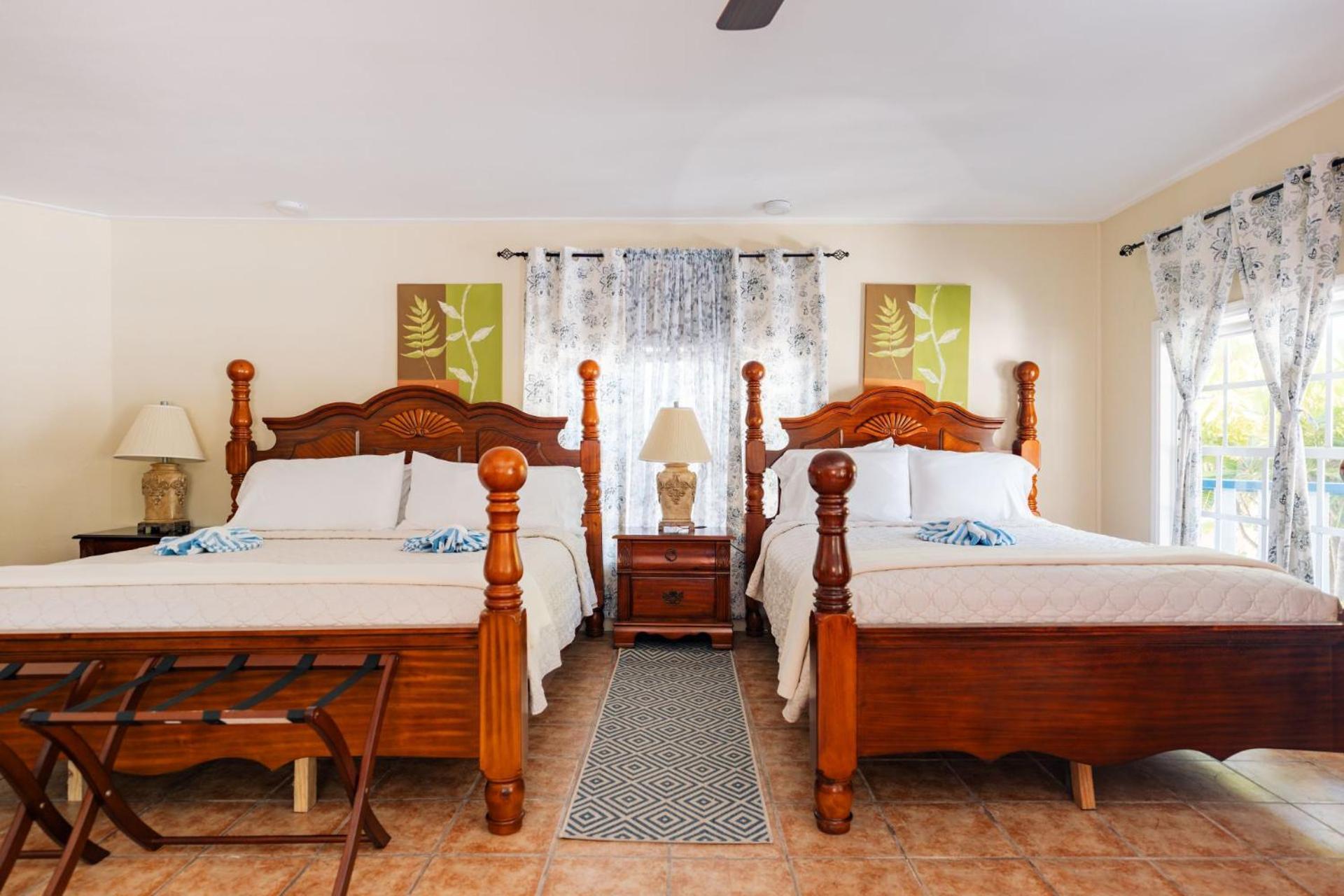 Blue Marlin Beach Resort Dangriga Dış mekan fotoğraf