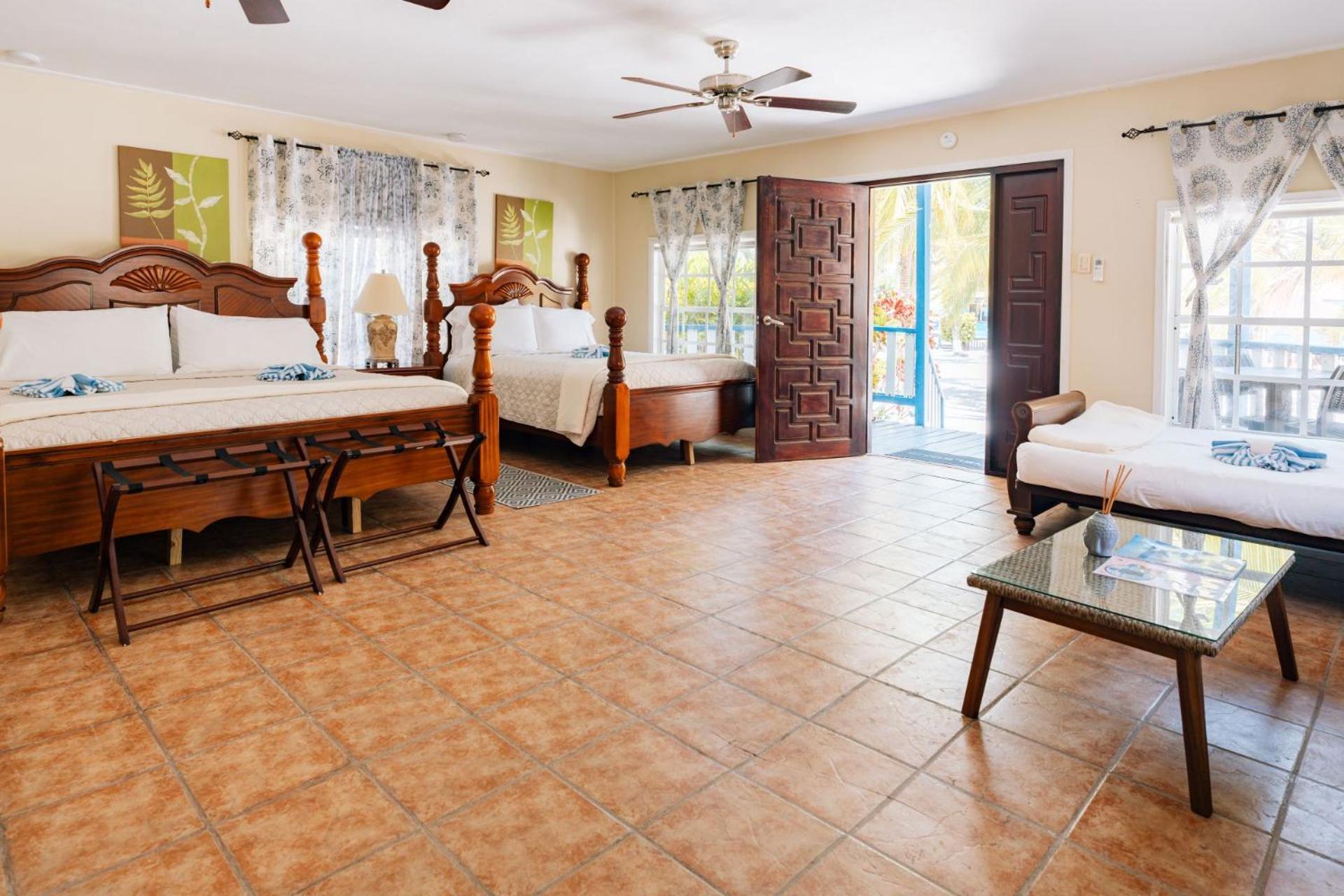 Blue Marlin Beach Resort Dangriga Dış mekan fotoğraf