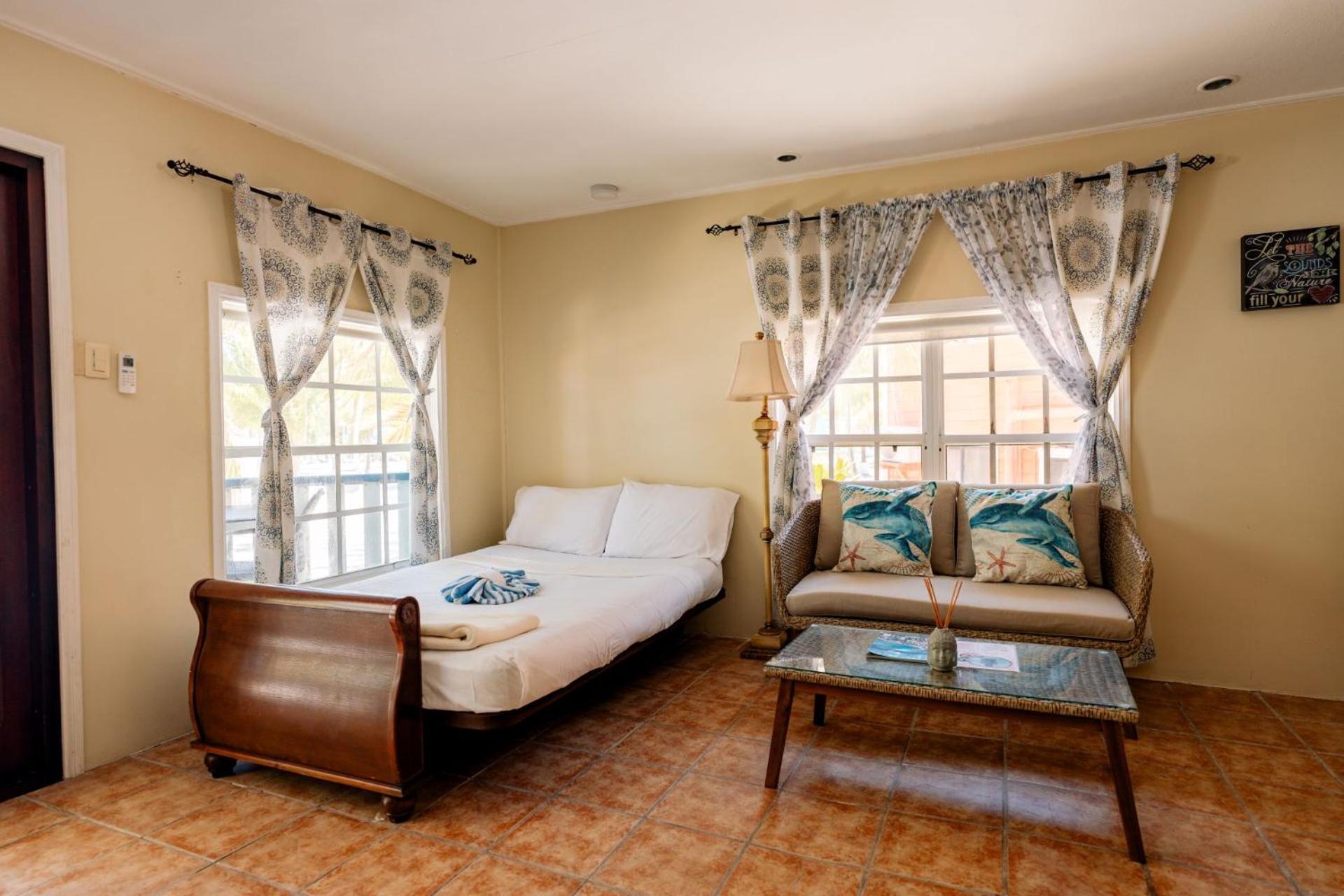 Blue Marlin Beach Resort Dangriga Dış mekan fotoğraf
