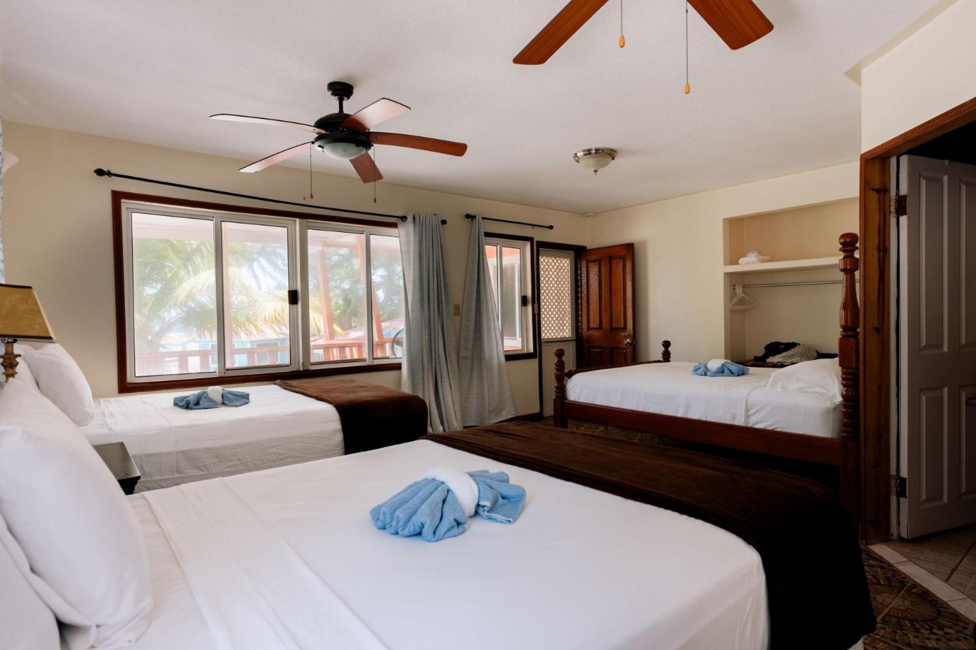 Blue Marlin Beach Resort Dangriga Dış mekan fotoğraf