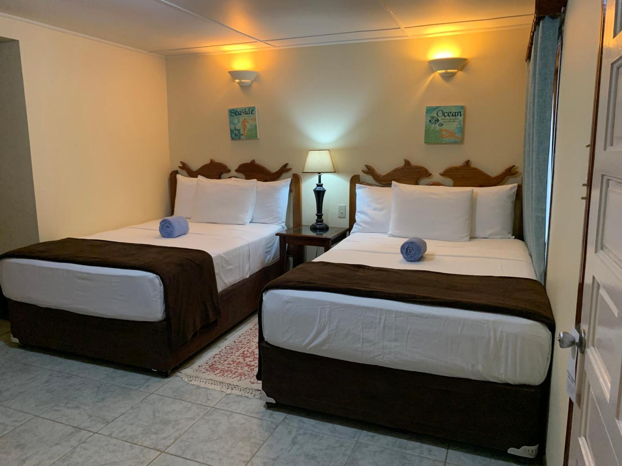 Blue Marlin Beach Resort Dangriga Dış mekan fotoğraf